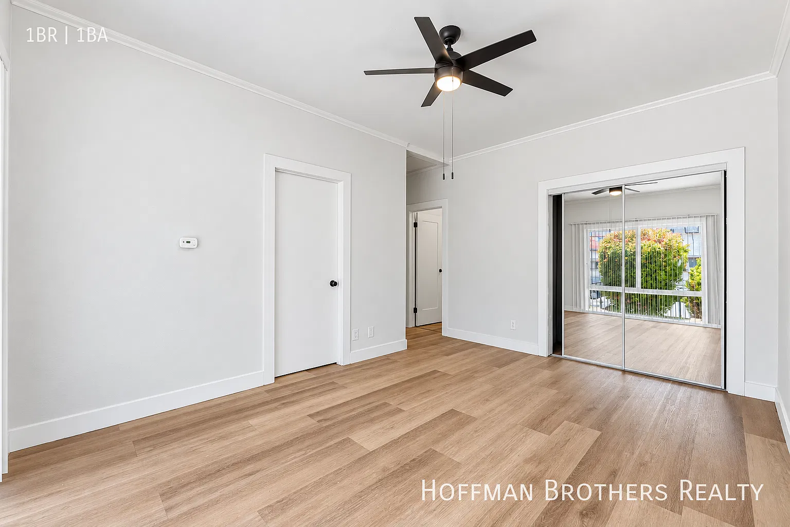 **1 Month Free**Recently Renovated Koreatown 1-Bedroom Apartment with Stainless Appliances, Laund... — Photo 4