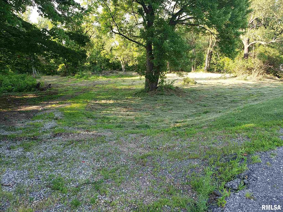 1st image of 218 E Parkway Dr