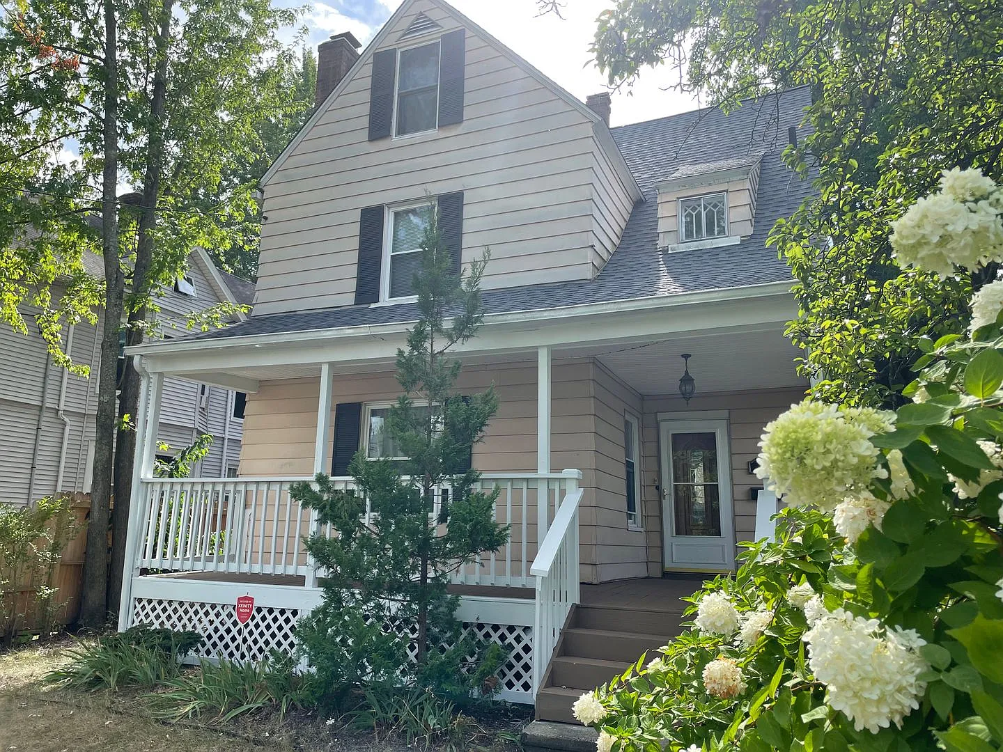 The Whiting Lane Open Porch House — Photo 1