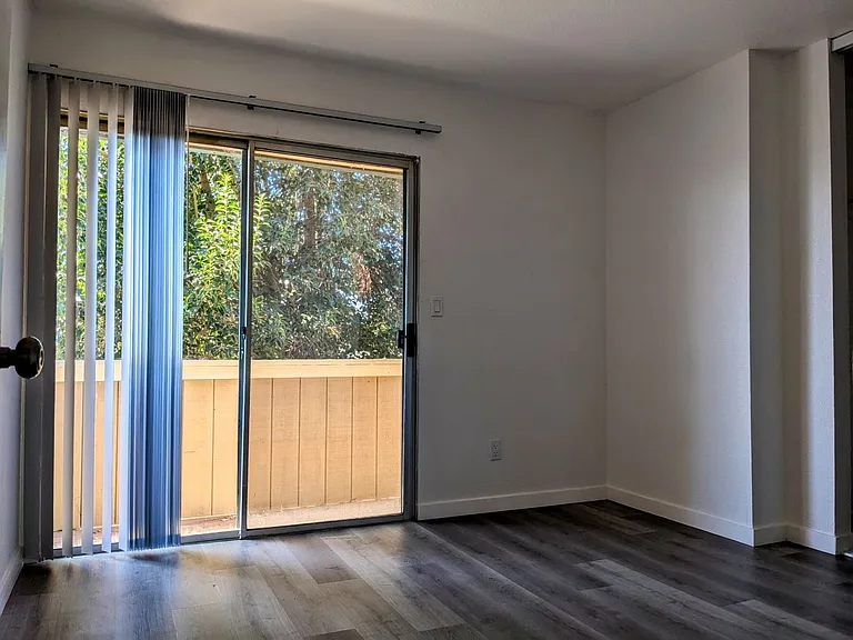 237 Alaska Ave — Photo 10