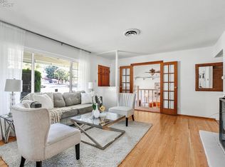 18487 Redwood Rd, Castro Valley, CA 94546