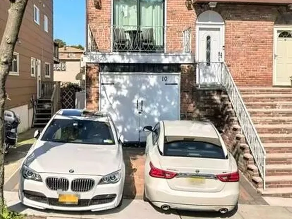 10 Myrna Ln, Staten Island, NY 10312