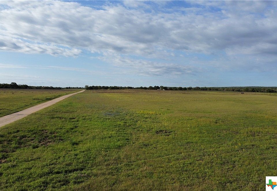 1111 E Pine Ranch Rd, Seguin, TX 78155 | MLS #505674 | Zillow