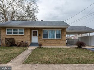 5 Walnut Ln, Camp Hill, PA