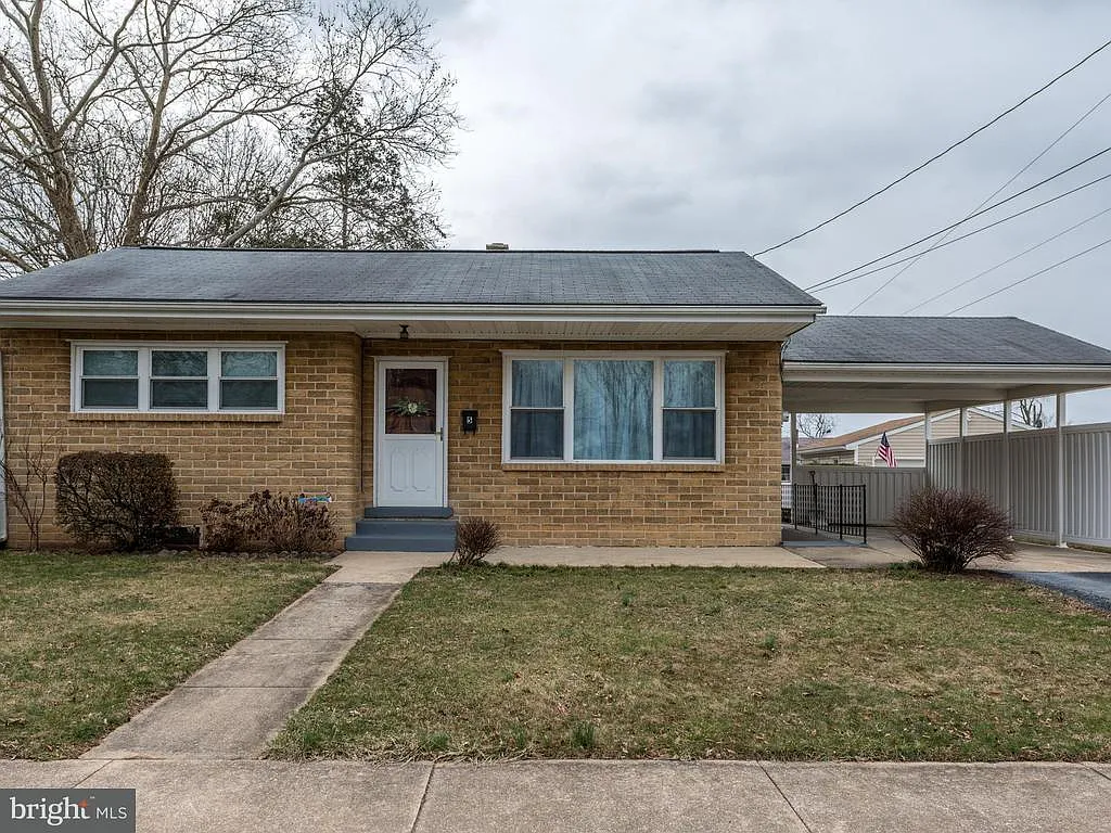 5 Walnut Ln photo 1