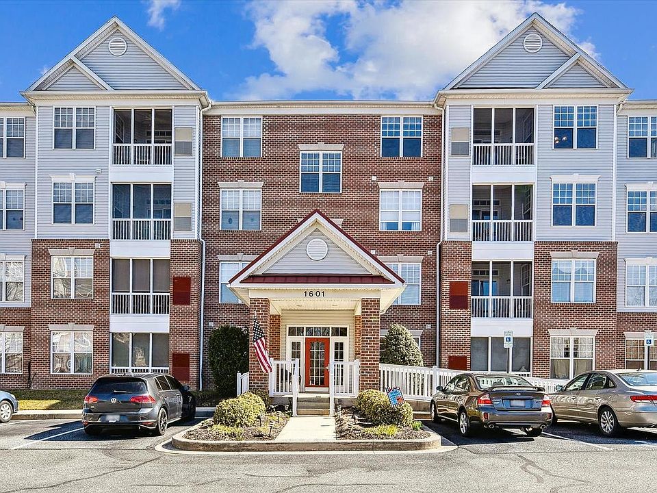 1st image of 1601 Martha Ct Unit 404