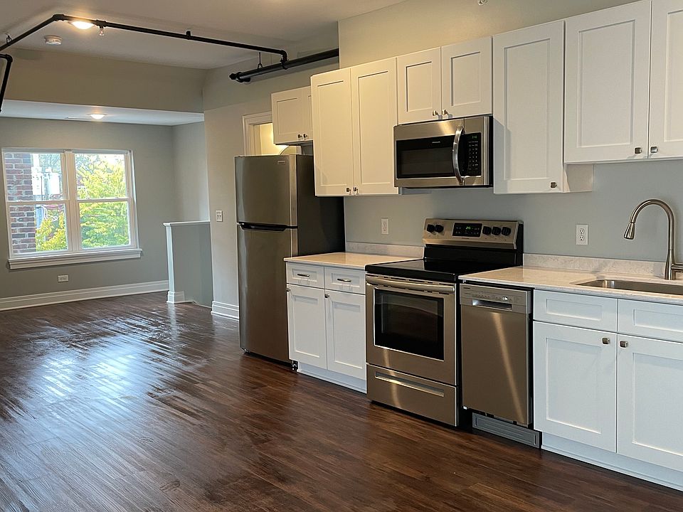 1st image of 1010 Elmwood Ave APT 301