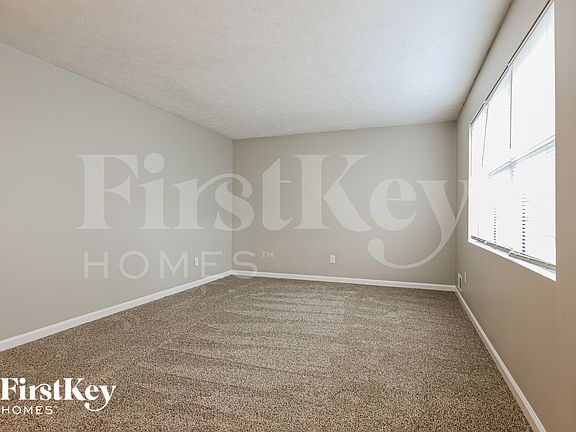 2nd image of 2225 Omaha Ct