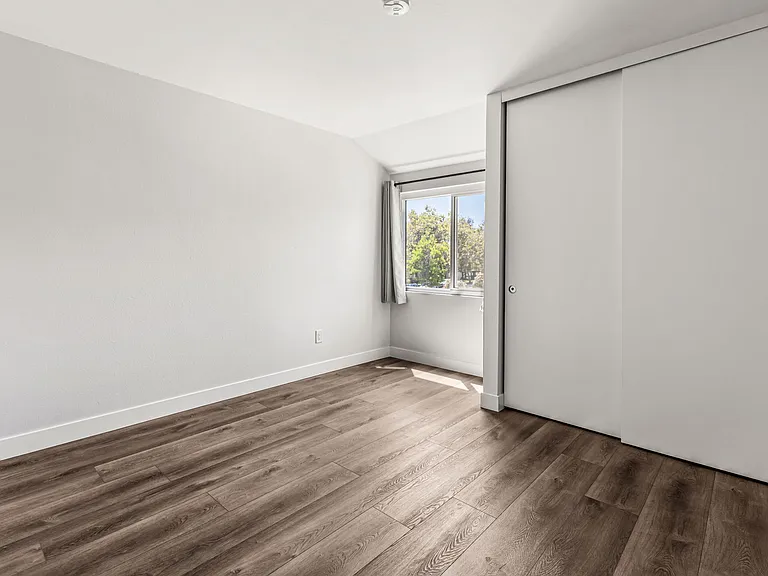 5107 La Cuenta Dr — Photo 16