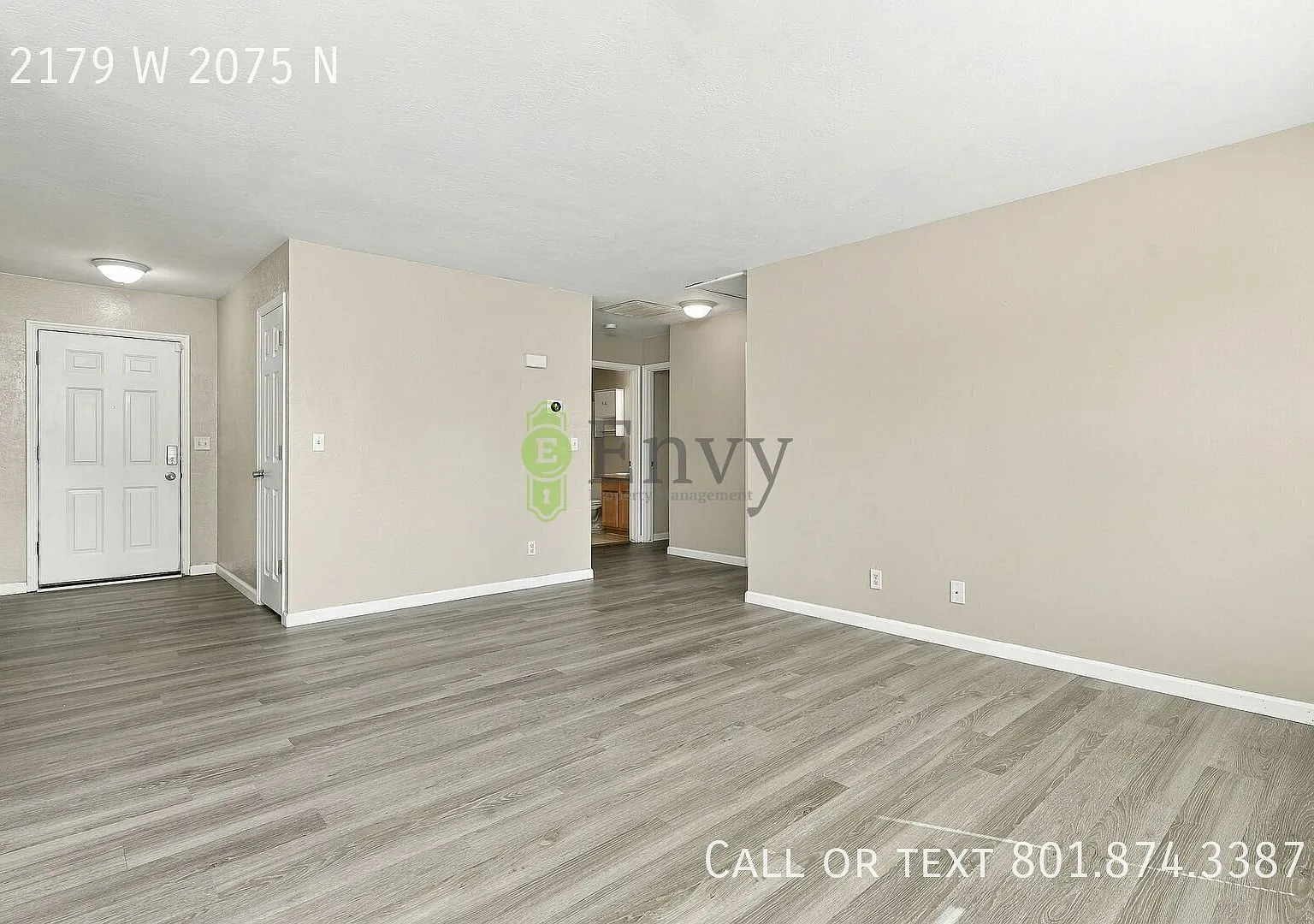 Spacious 3 Bed, 2 Bath Pet-Friendly Home with Central Air & 2-Car Garage! - Available NOW! — Photo 3