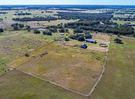 2nd image of 1322 County Road 105