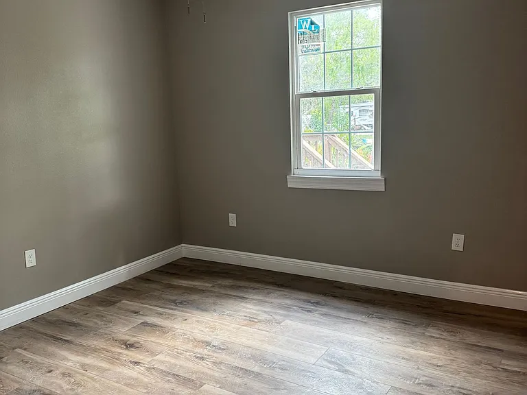 923 Hagle Park Rd — Photo 18