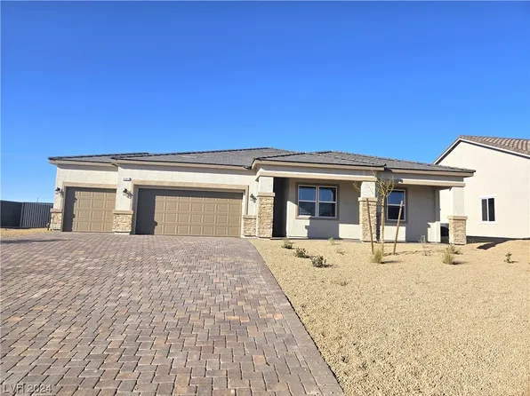 4940 E Graystone Dr, Pahrump, NV 89061