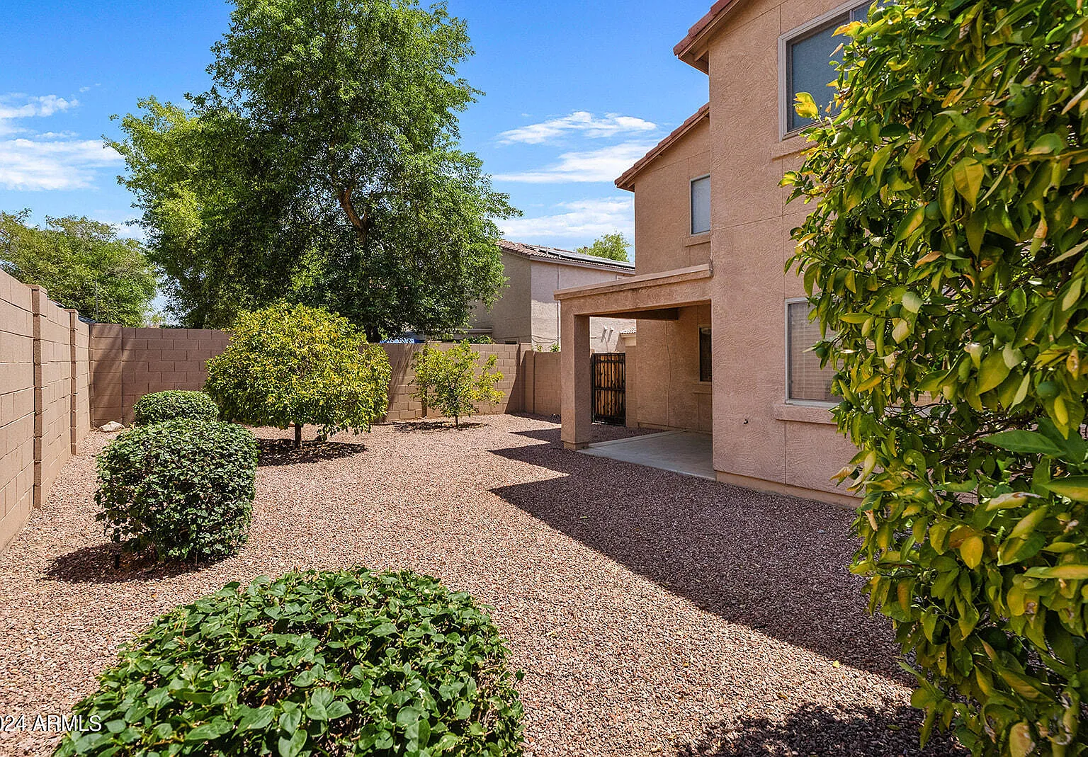 4 bed, 3.0 bath, 3389 sqft, $2,500 — Photo 2