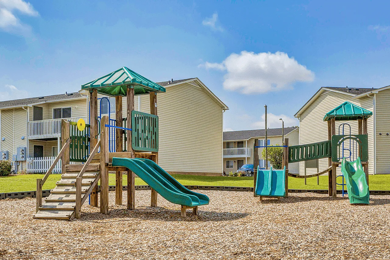 Patriot Point Apartment Homes — Photo 4