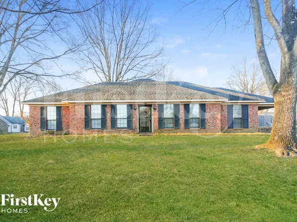 3333 Summerhill Dr, Memphis, TN 38134
