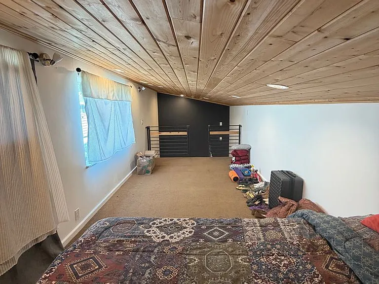 658 E Conway Ct — Photo 36