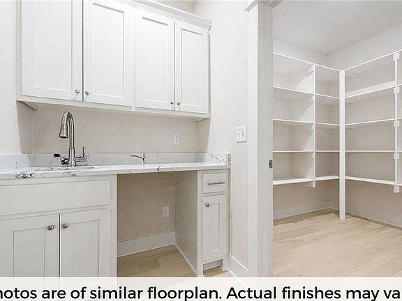 5th image of 1601 Lookout Ln