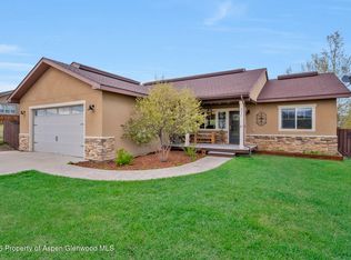 352 Lake View Rd, Hayden, CO 81639