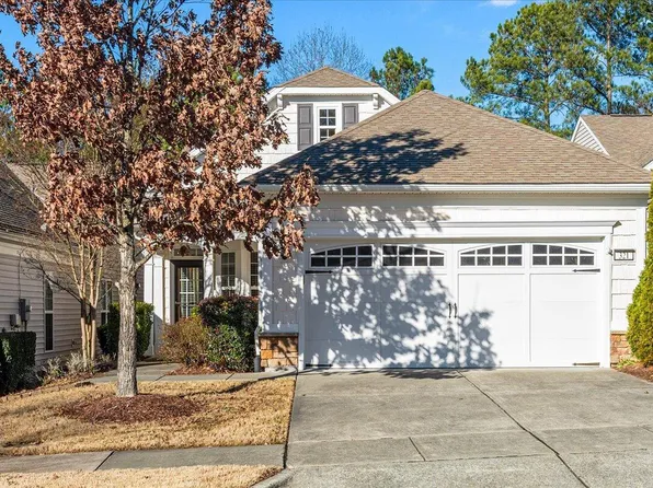 321 Bickerton Ct, Cary, NC 27519