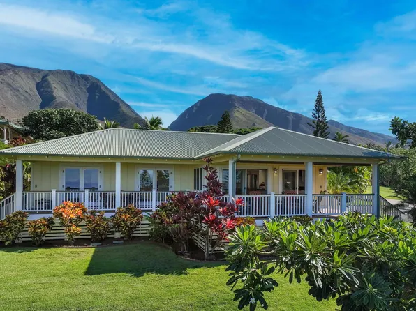 172 Paia Pohaku Pl #B, Lahaina, HI 96761