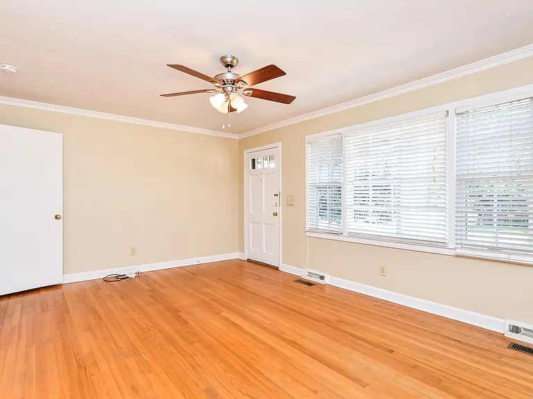 619 Heathwood Dr — Photo 20