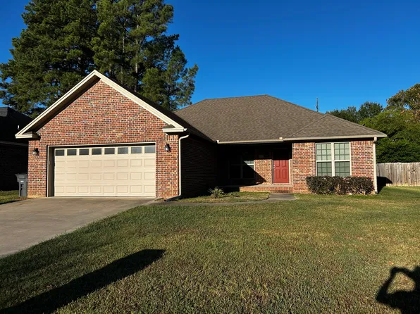 1025 Hope Ln, Searcy, AR 72143