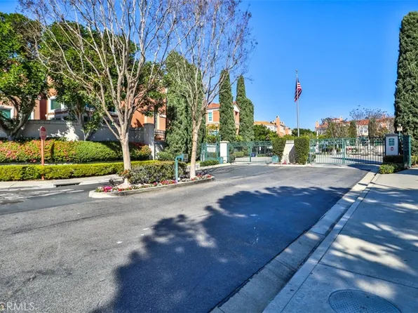 5 Arese Aisle, Irvine, CA 92606