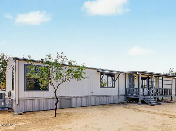 14505 W Castle Dr, Tucson, AZ 85736