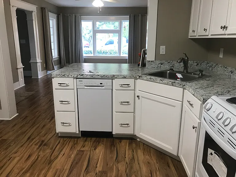 301 SE Baker St #1 — Photo 14