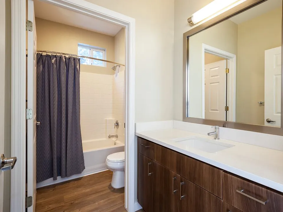 Premier Collection Bath with Quartz Countertops