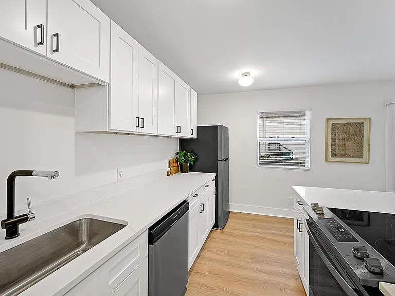 539 Hale Ave #1 — Photo 5