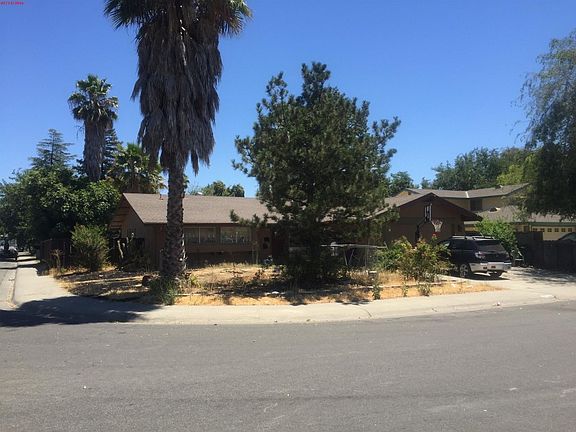 3rd image of 641 Dodds Dr