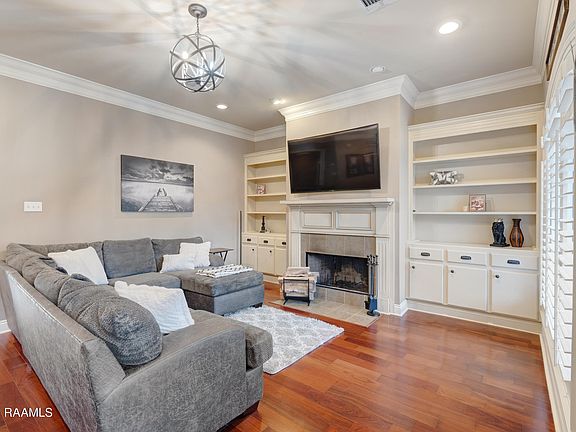5th image of 120 Cedar Hills Dr