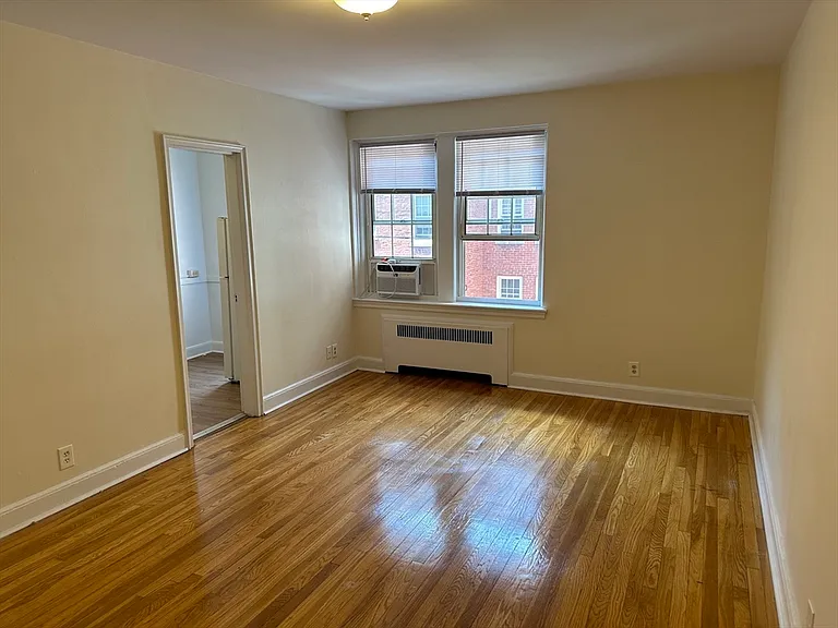 24 Concord Ave #405 — Photo 5