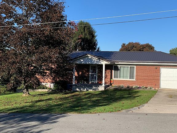 3rd image of 104 1st Ave
