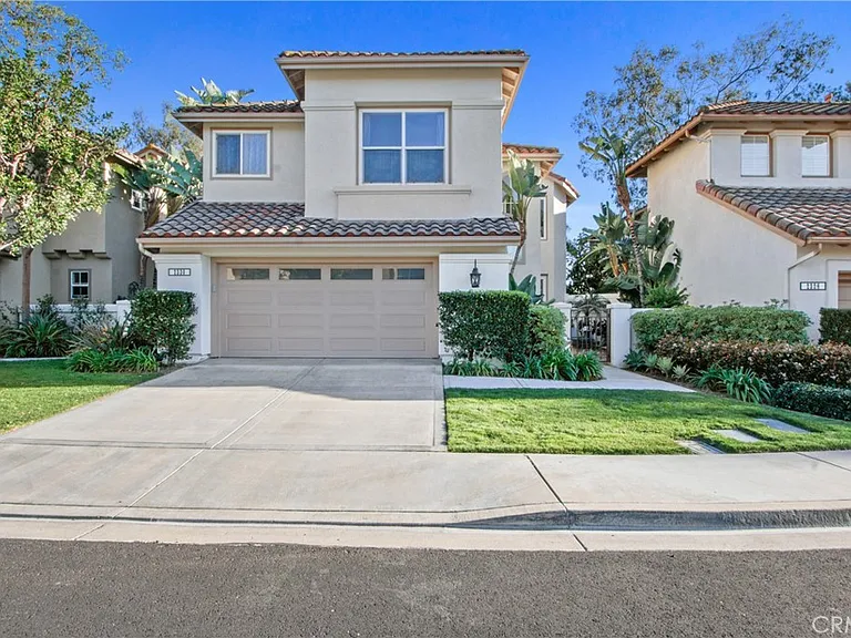 2330 Coffman Dr — Photo 3