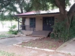 308 S Dalton St, Bartlett, TX 76511