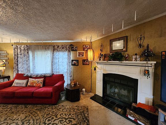 4th image of 1110 Hunt St