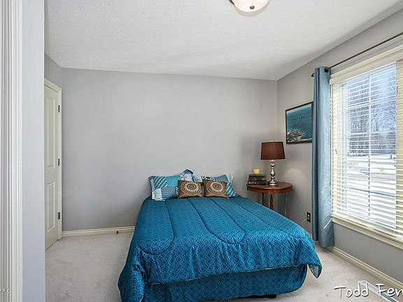 5th image of 5027 Golfton Ct SW