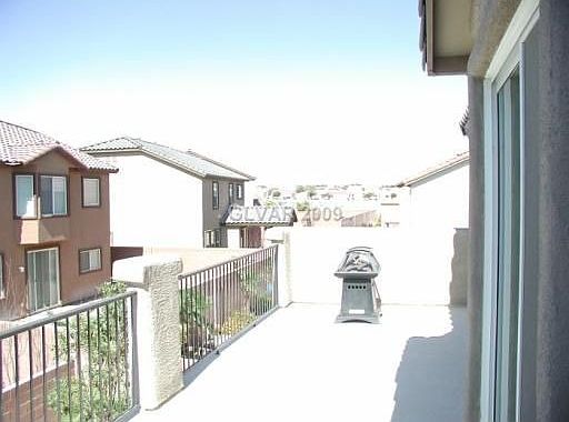 2nd image of 5633 Champagne Flower St