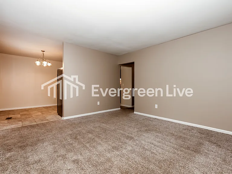 3621 Teaberry Dr — Photo 4