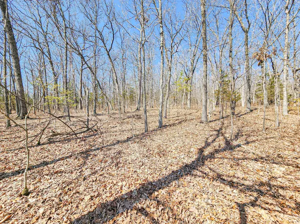 000 Country Place Drive, Urbana, MO 65767