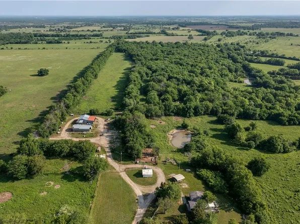 2057 Deer Rd, Fort Scott, KS 66701