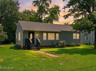 401 S Center St, Bardstown, KY 40004