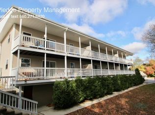 7 Parker Ave APT 5, Griswold, CT 06351