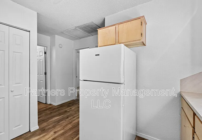 1621 N Leverett Ave #9 — Photo 14