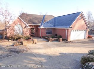 2659 Bienville Rd, Nesbit, MS 38651
