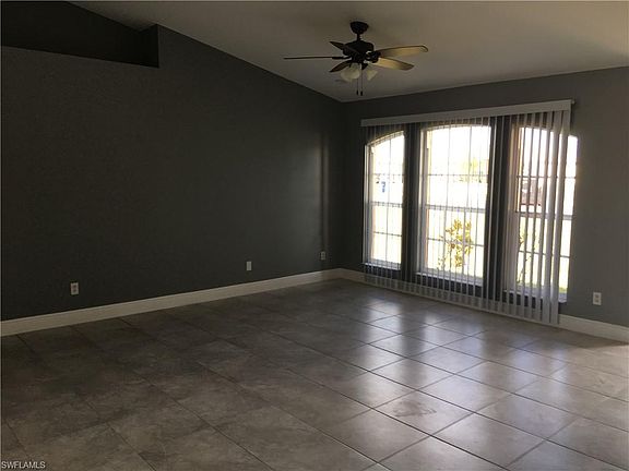 3rd image of 118 Blackstone Dr