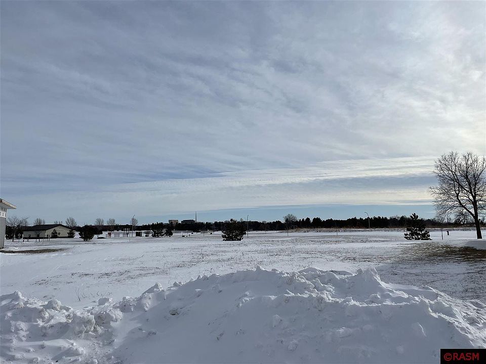 2nd image of 2035 Pratt Cir